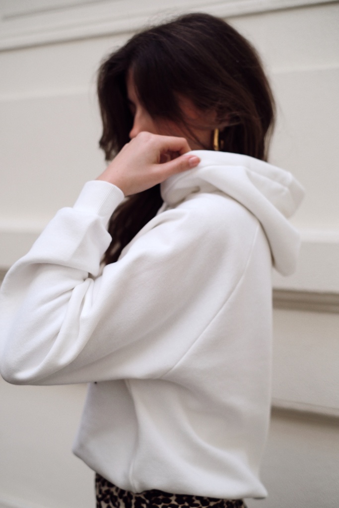 Sweat à capuche PARIS STORY blanc