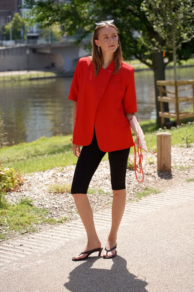 Tezza-6092 2.webp