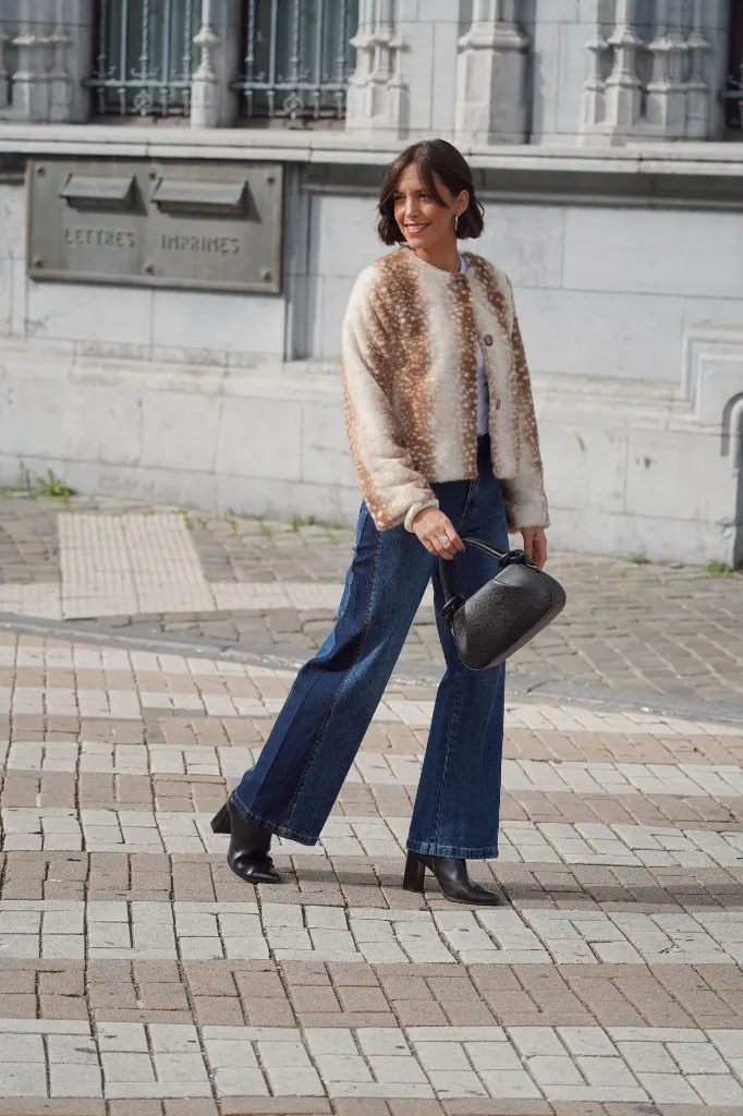 Tezza-3079 2.webp