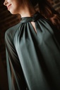 Robe satinée noire URBA