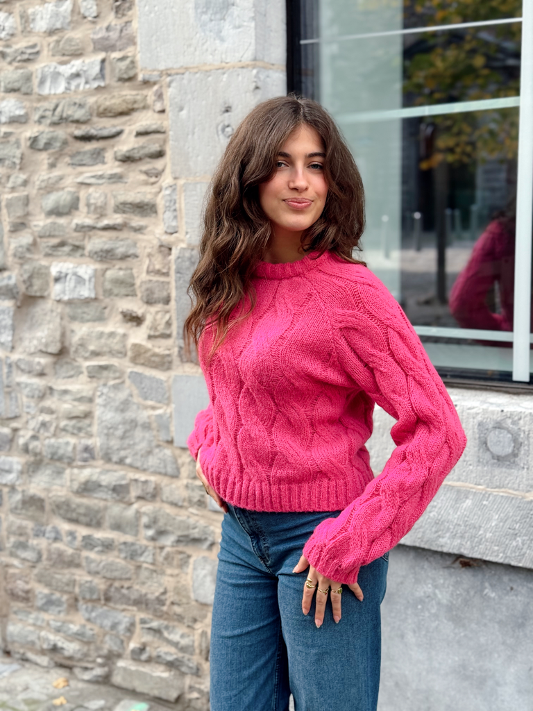 Pull JIA rose