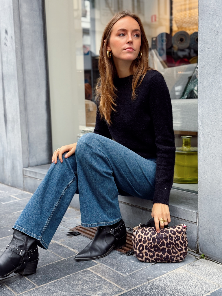 Pull PETRA noir/fluffy