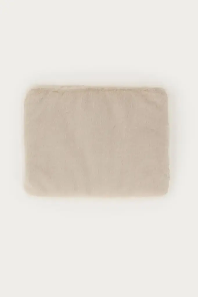 Housse d'ordinateur en fausse fourrure beige