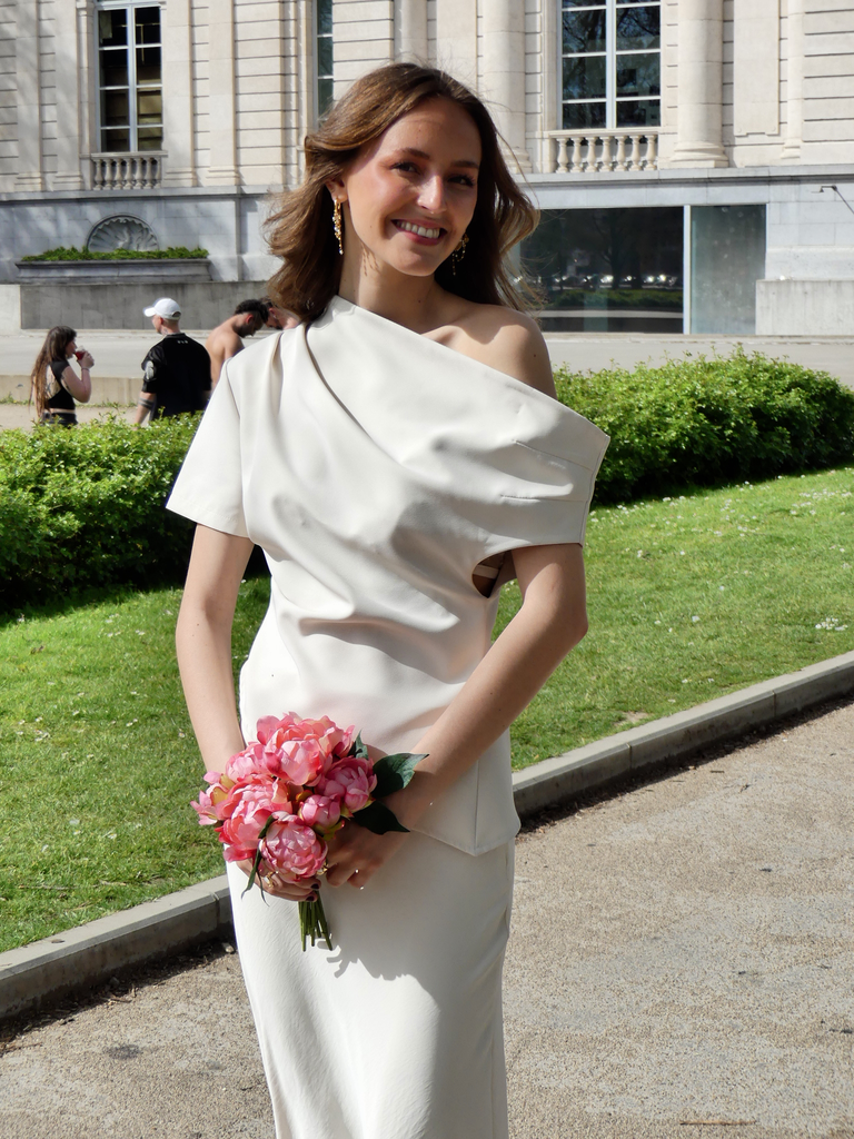 MAEVA BEIGE - Blouse asymétrique