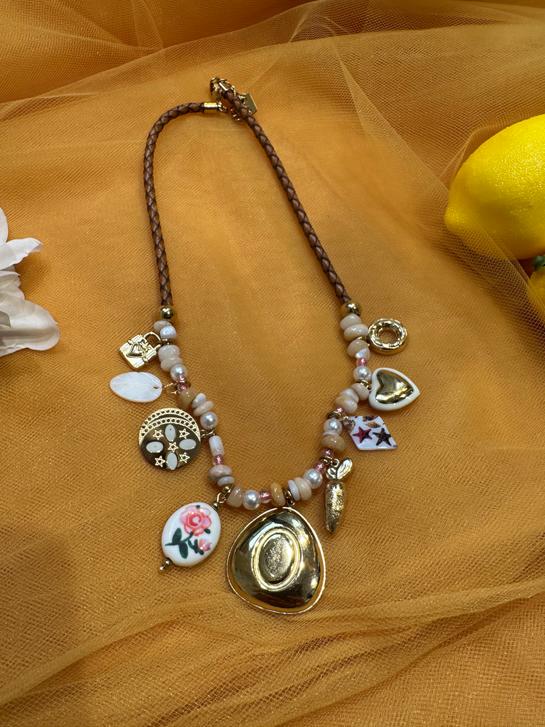 ORIA - Collier à charms avec corde en cuir