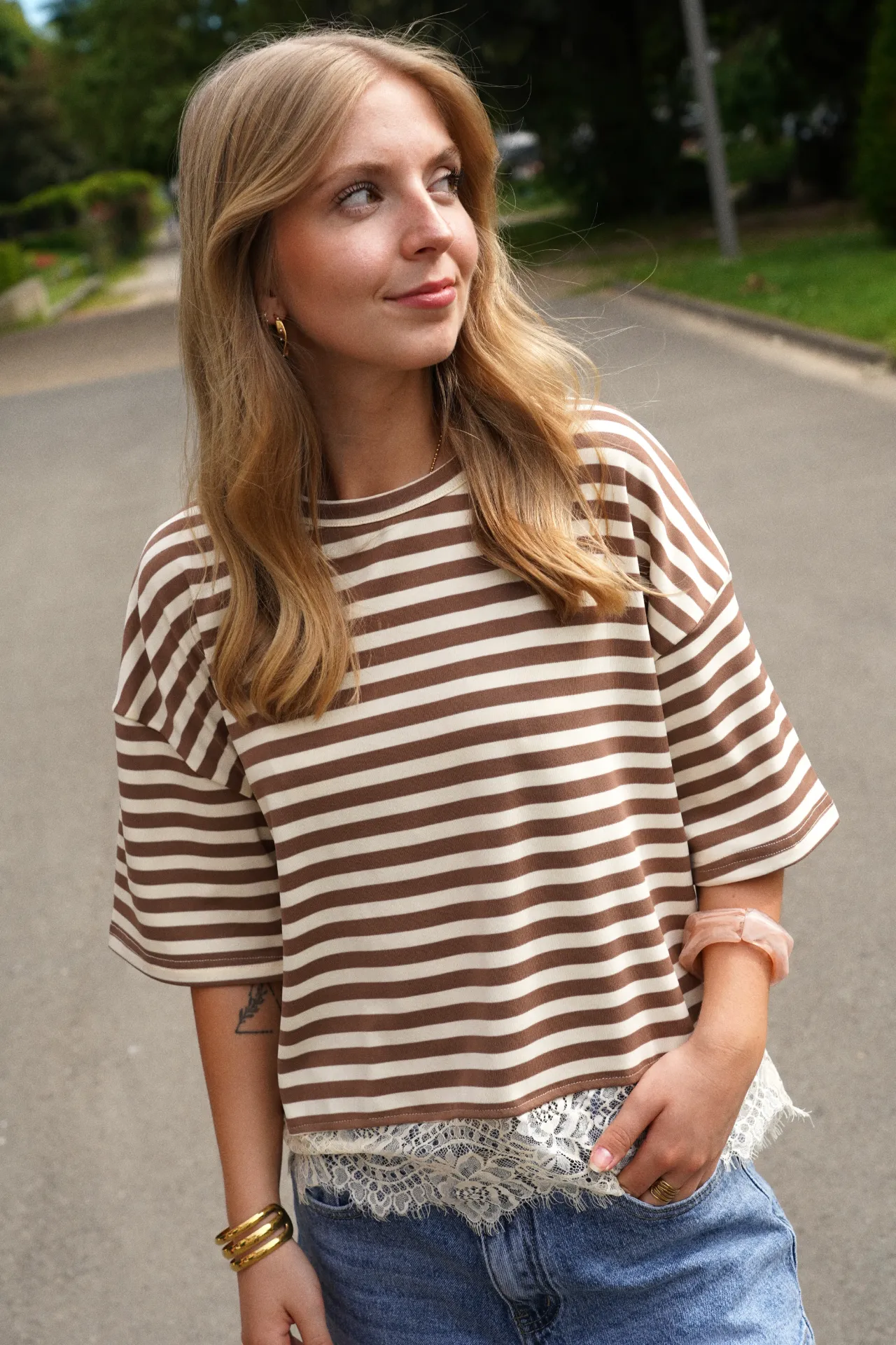 MAGDA BRUN - T-shirt rayé avec dentelle