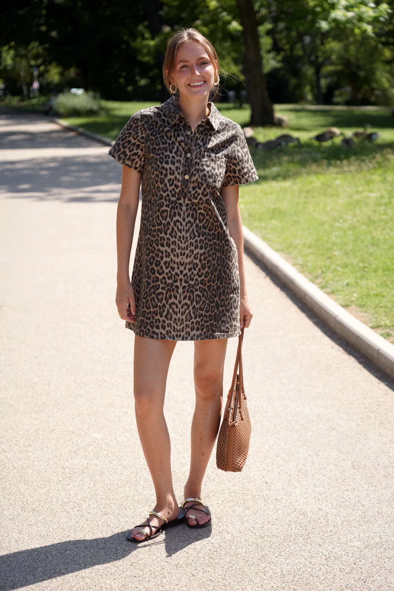 ROUANE LÉOPARD - Robe en jeans