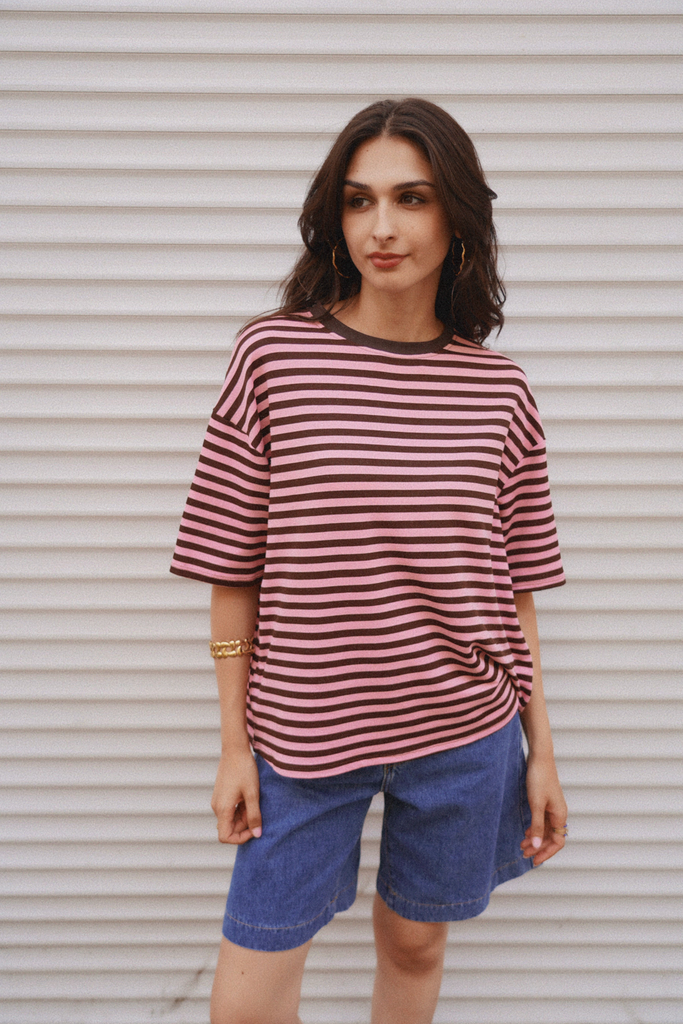 EZRA BRUN/ROSE - T-shirt à rayures