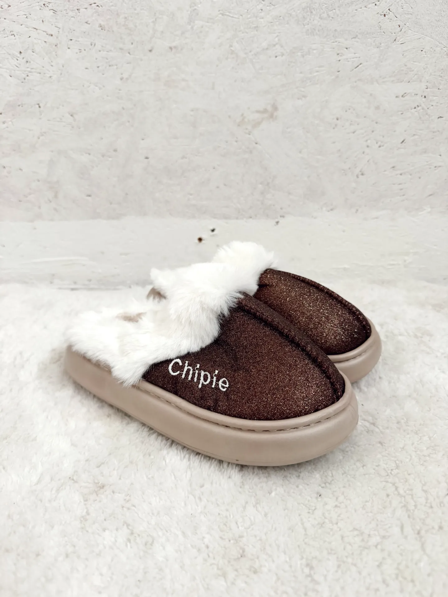 "CHIPIE" BRUN - Chaussons à paillettes
