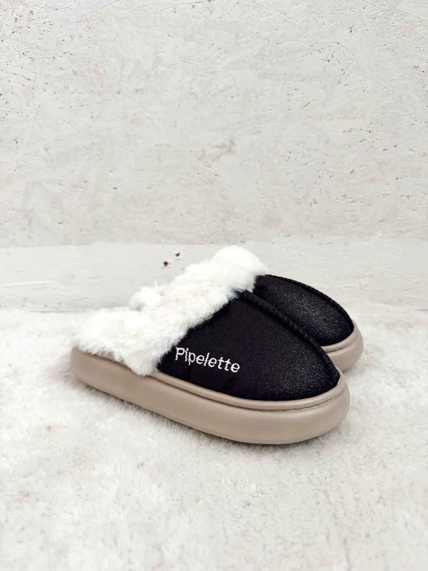 "PIPELETTE" NOIR - Chaussons à paillettes