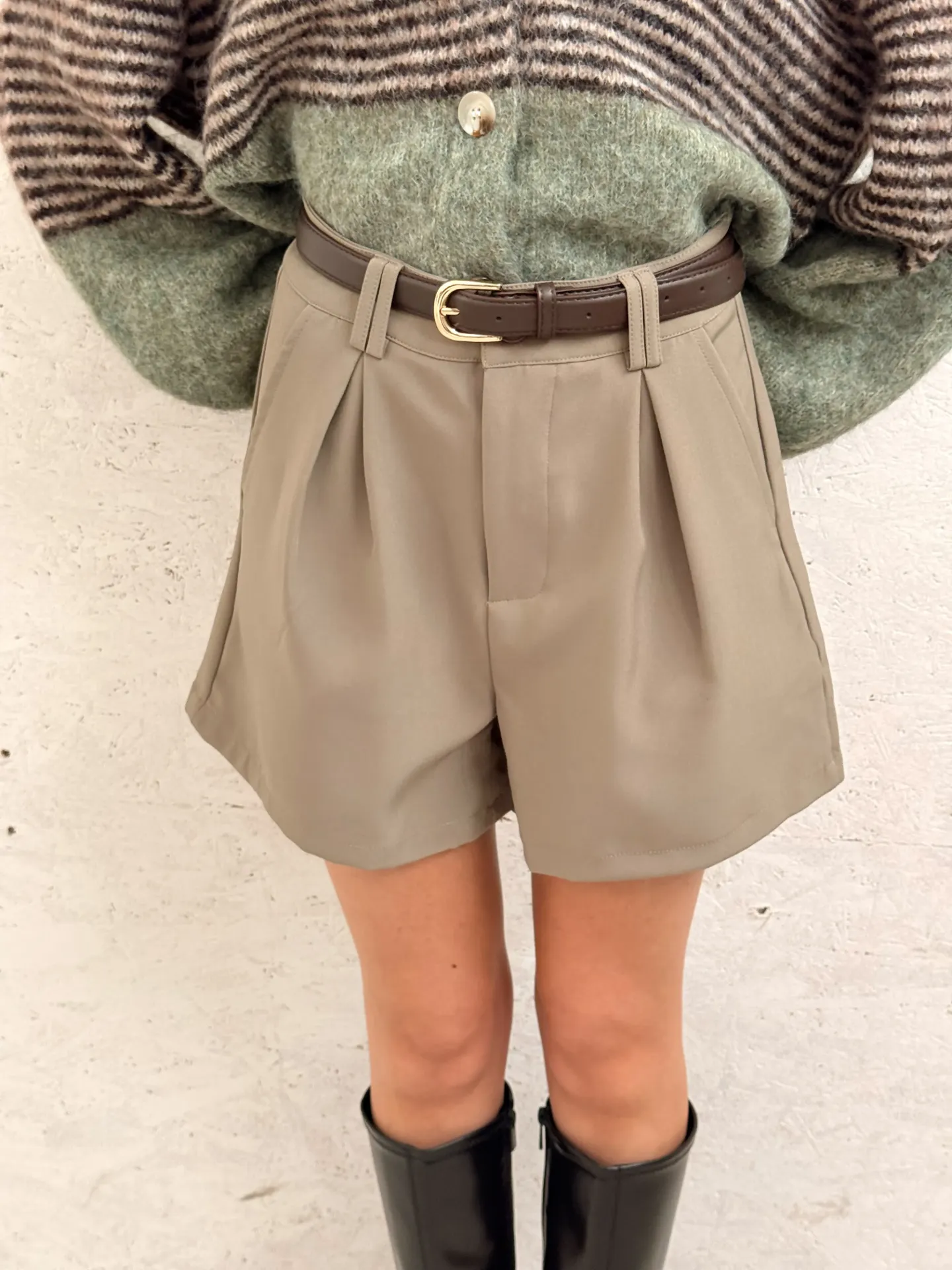 LUCIEN KAKI - Short avec ceinture (S)