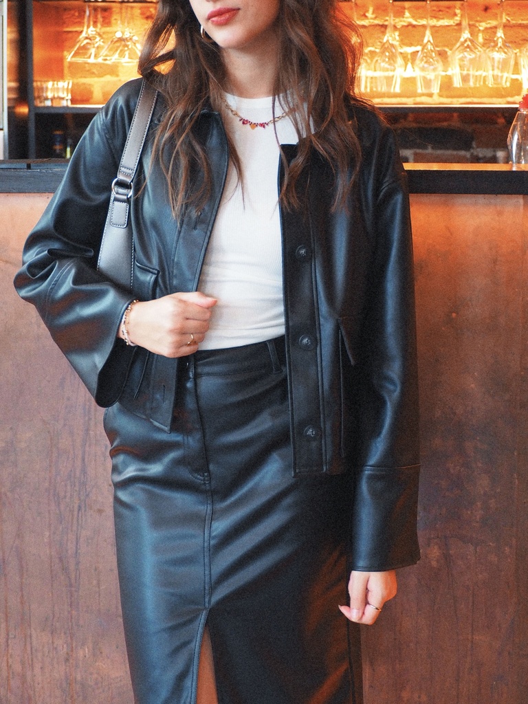 Veste en simili ALEXA noir