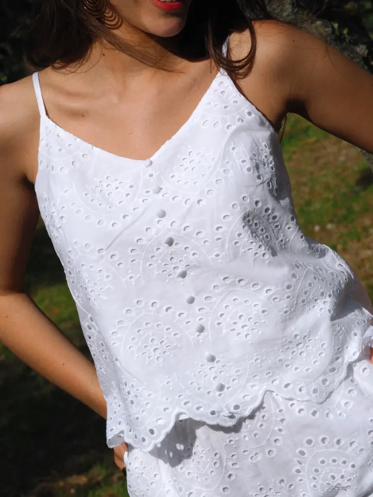 Top VILDE à broderies (XS)