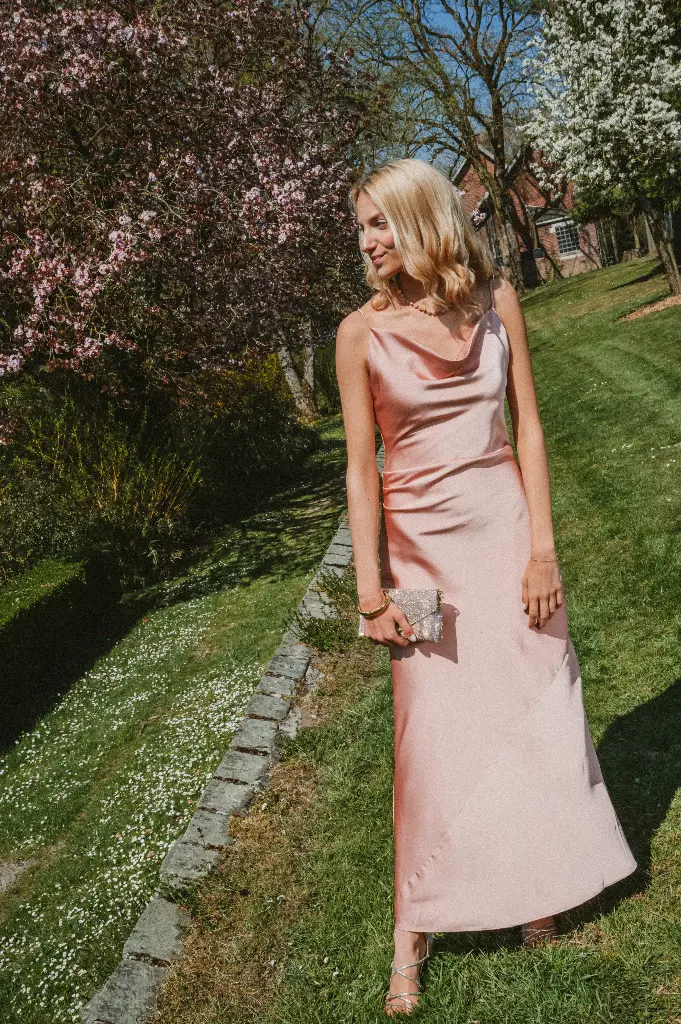 Robe satinée JAHIA rose 