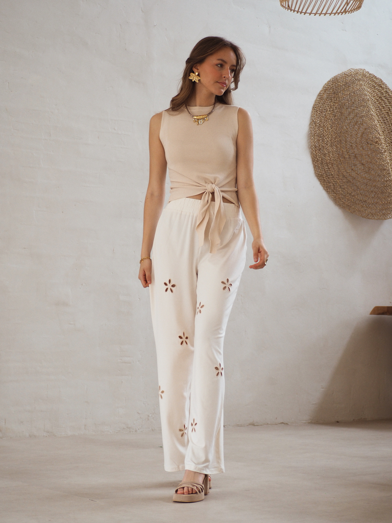 Pantalon LUCIA beige avec fleurs brodées