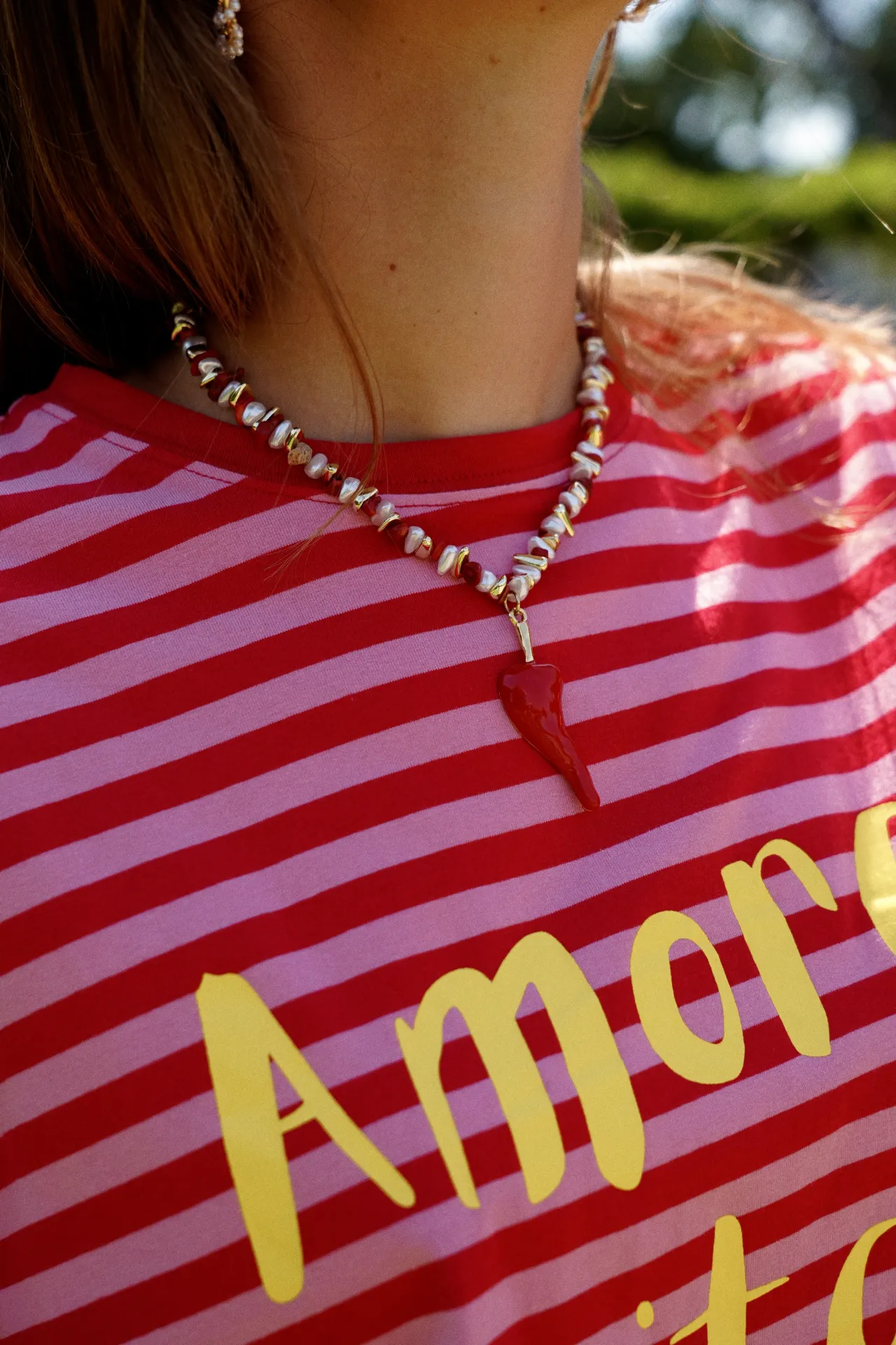 Collier gros PIMENT doré/rouge