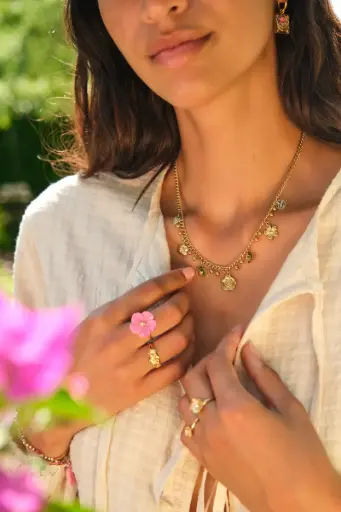 Collier LIVIA à charms